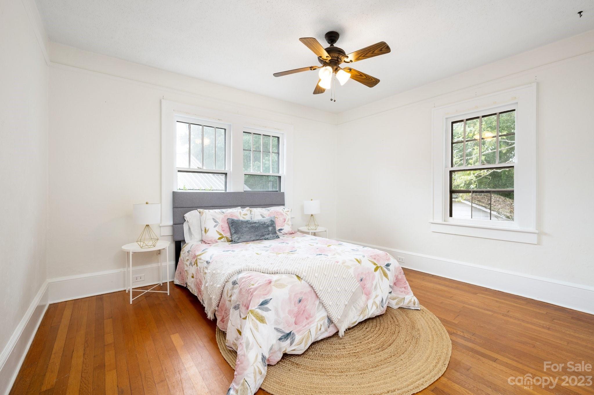 9 Covington Street Asheville NC 28806