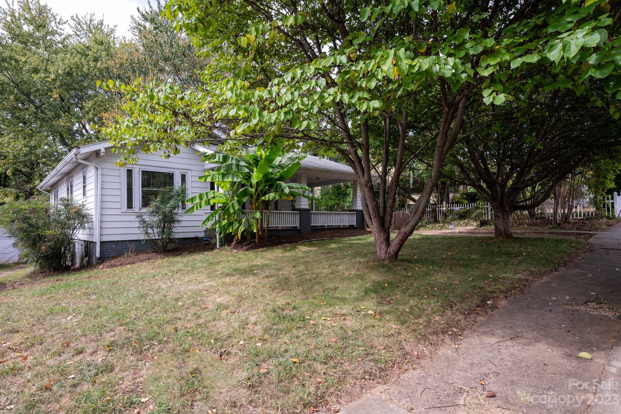 9 Covington Street Asheville NC 28806