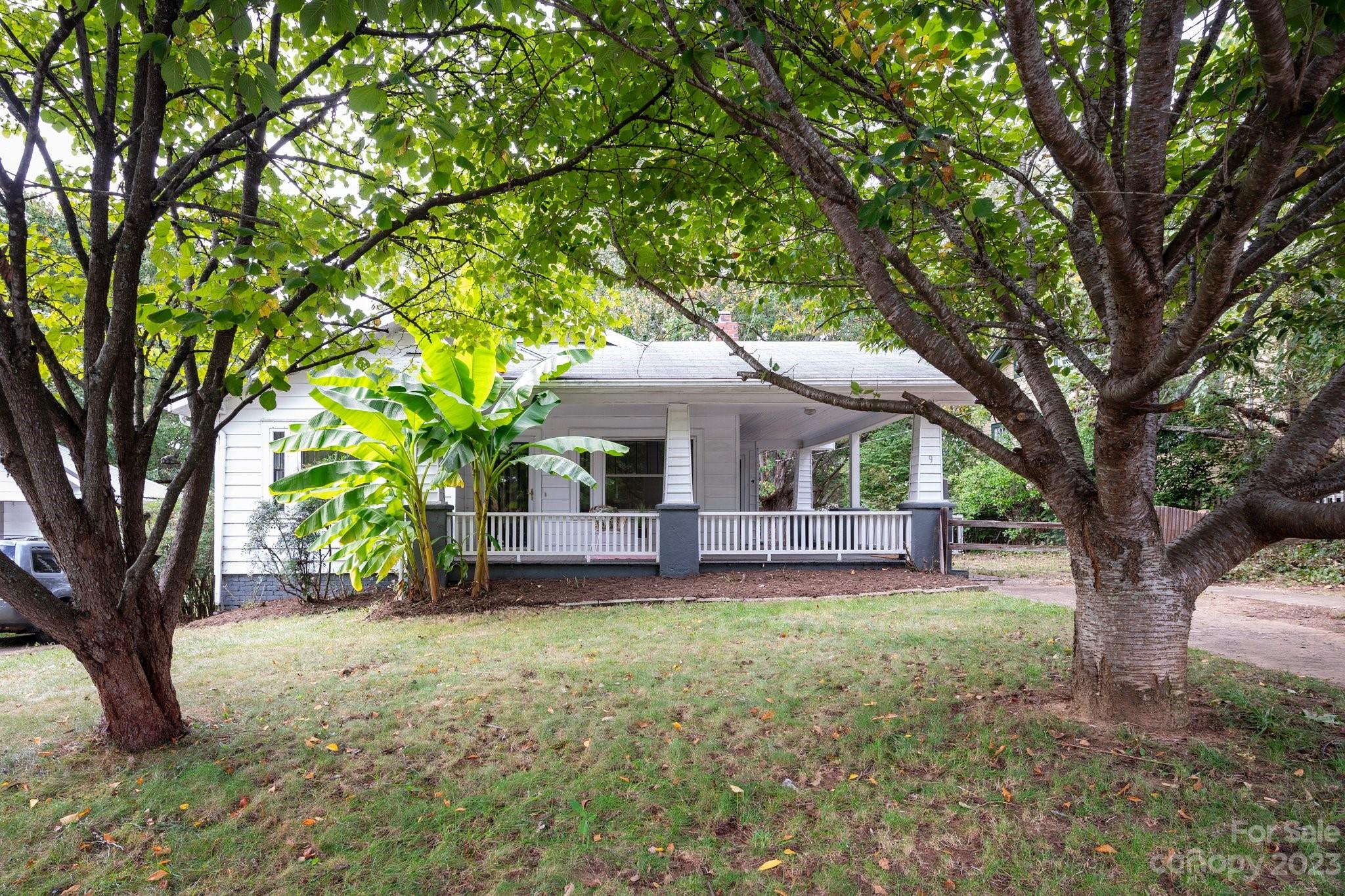 9 Covington Street Asheville NC 28806