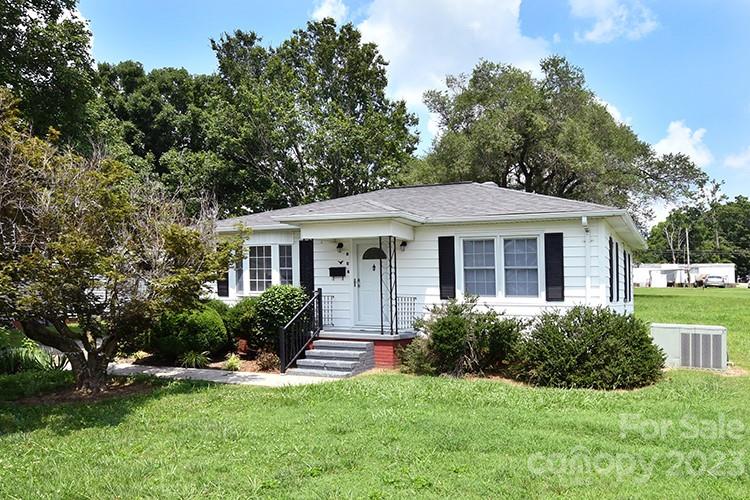 604 Adams Street Lexington NC 27292