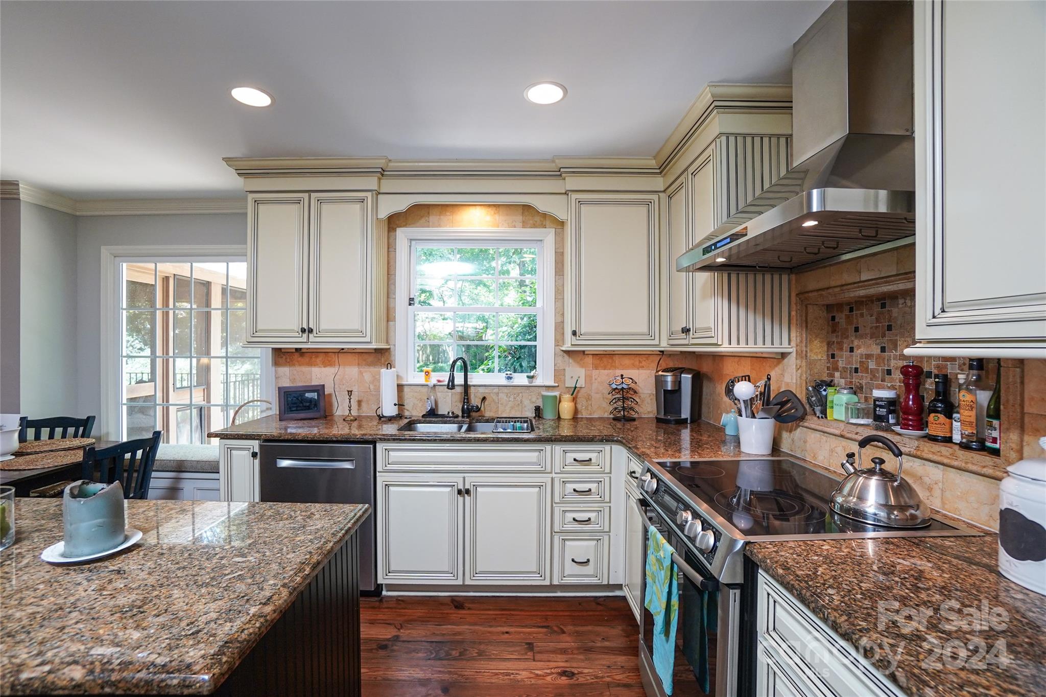 4020 Meadowridge Drive Charlotte NC 28226