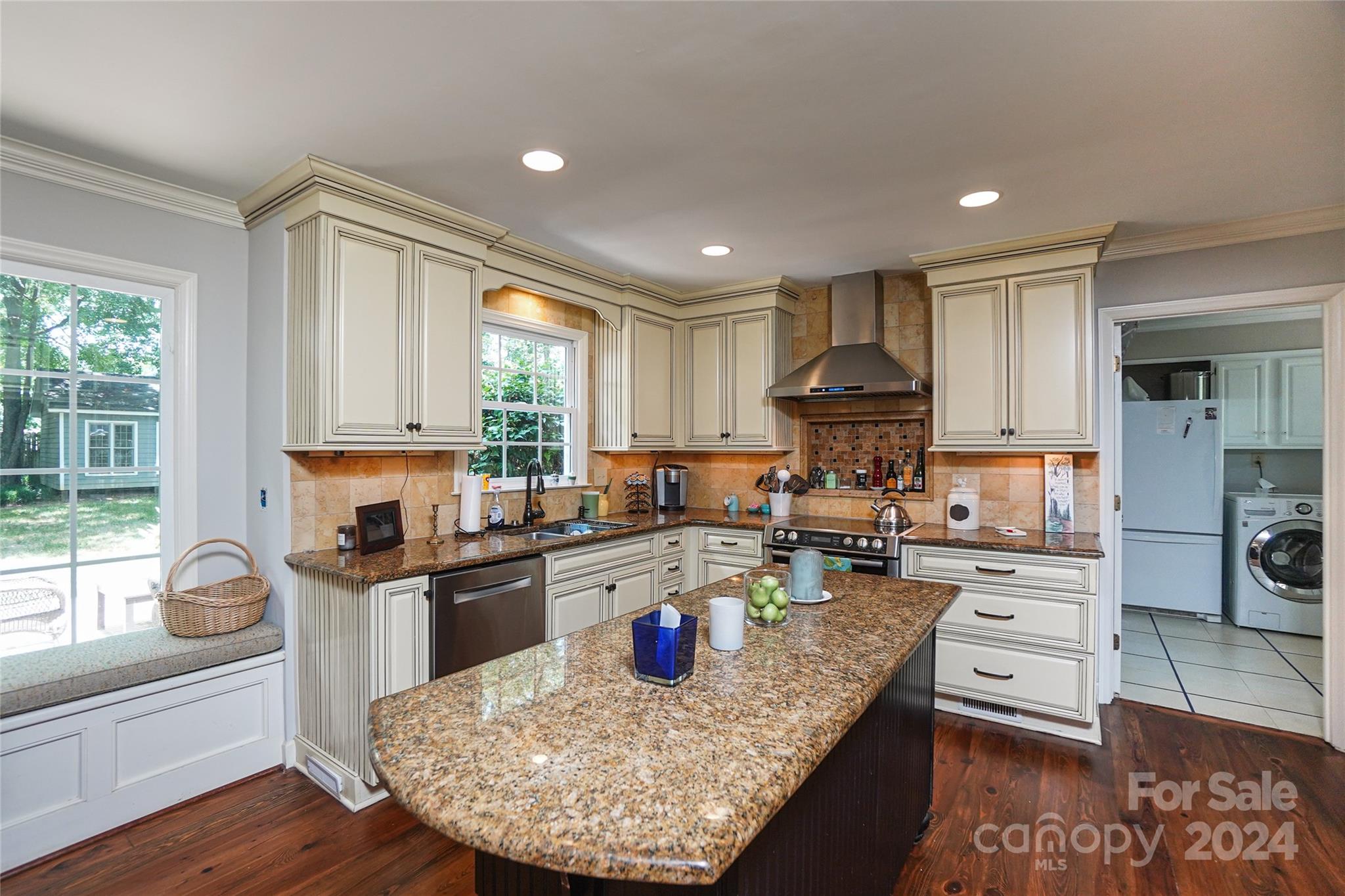 4020 Meadowridge Drive Charlotte NC 28226