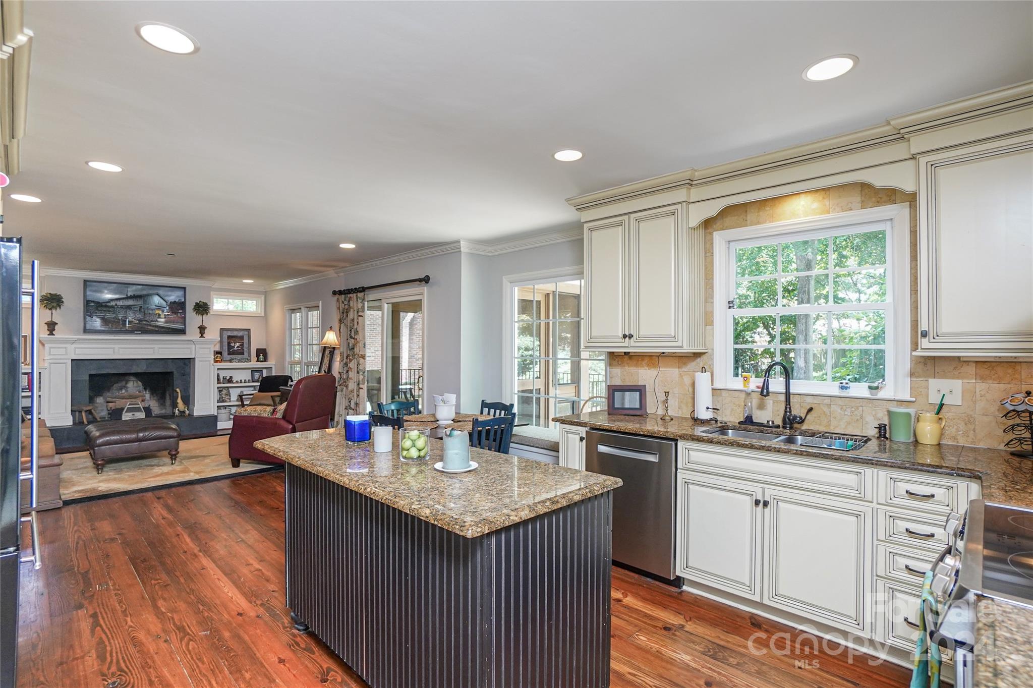 4020 Meadowridge Drive Charlotte NC 28226