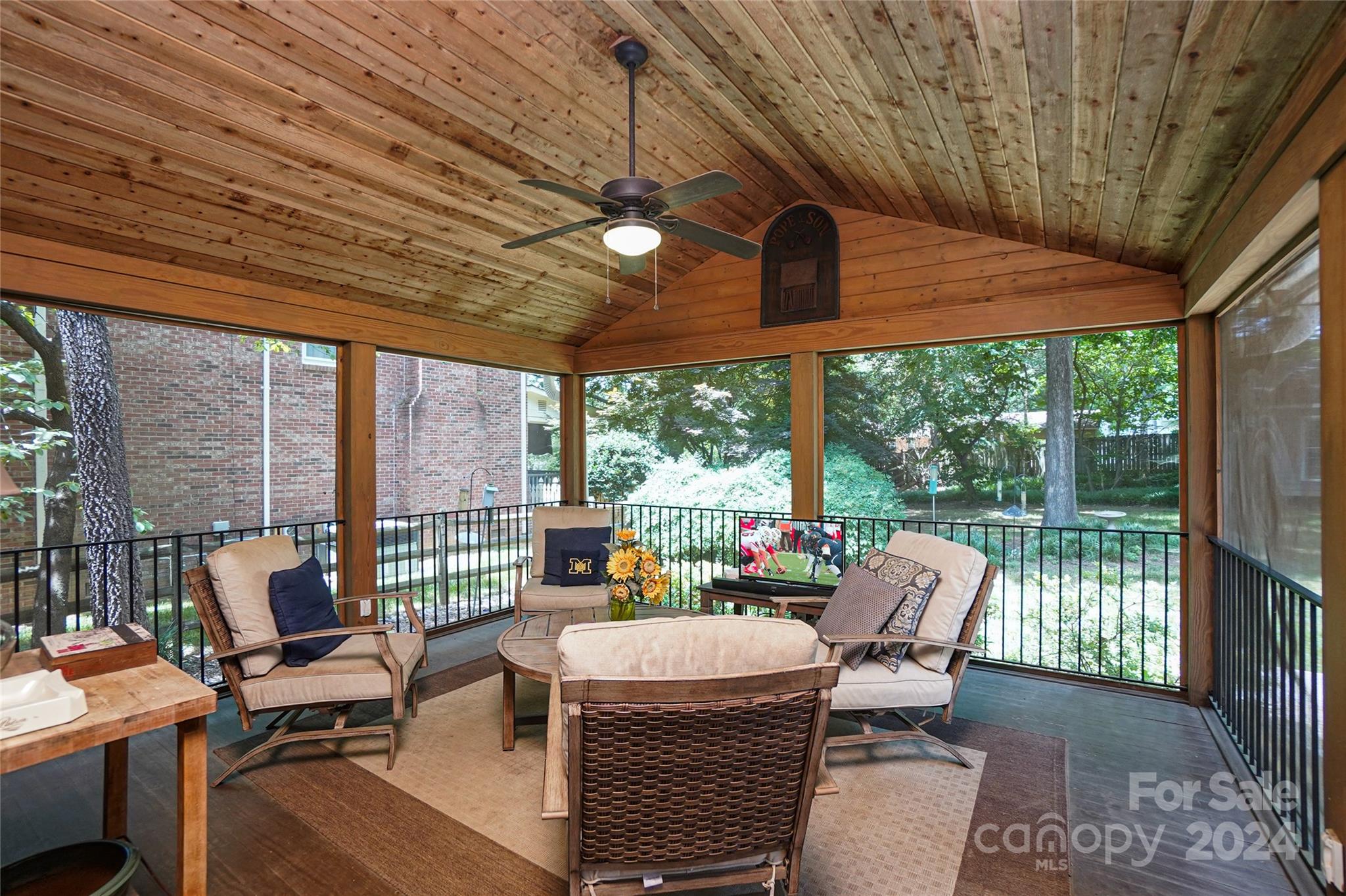4020 Meadowridge Drive Charlotte NC 28226