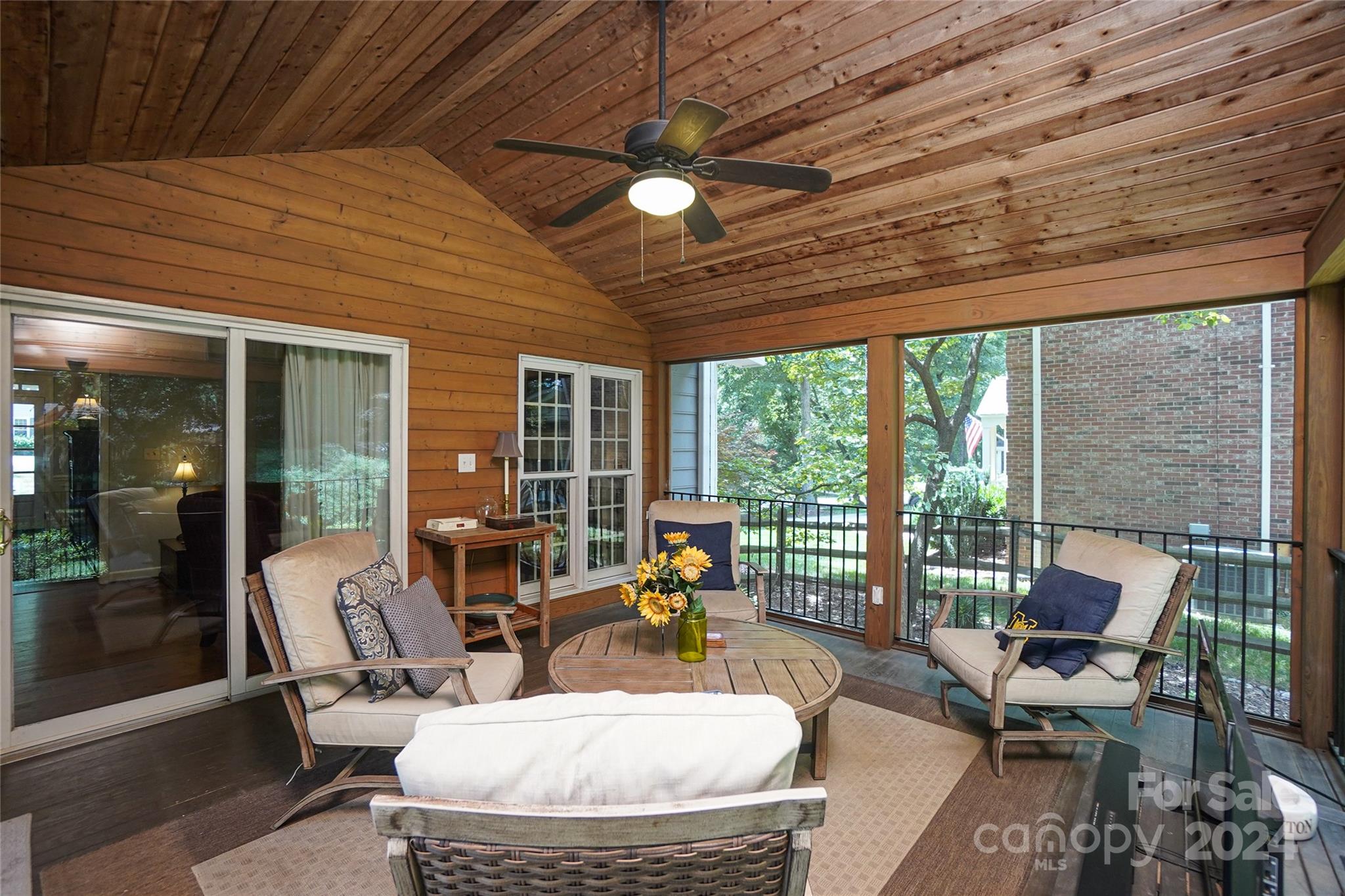 4020 Meadowridge Drive Charlotte NC 28226