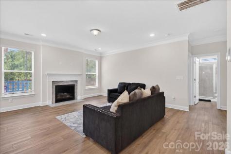 109 W Heart Pine Lane Statesville NC 28677