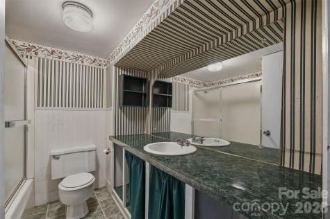 101 Regina Drive Morganton NC 28655