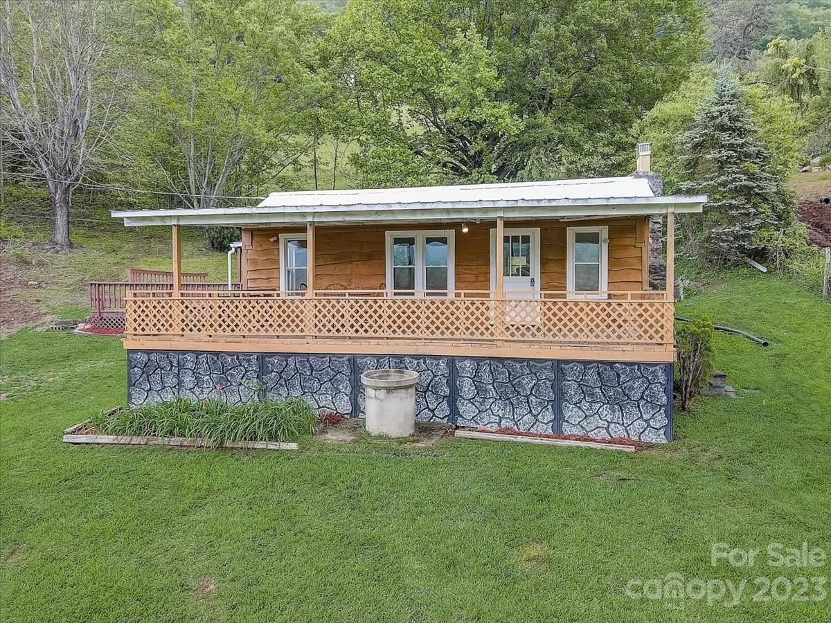 214 Plank Road Canton NC 28716