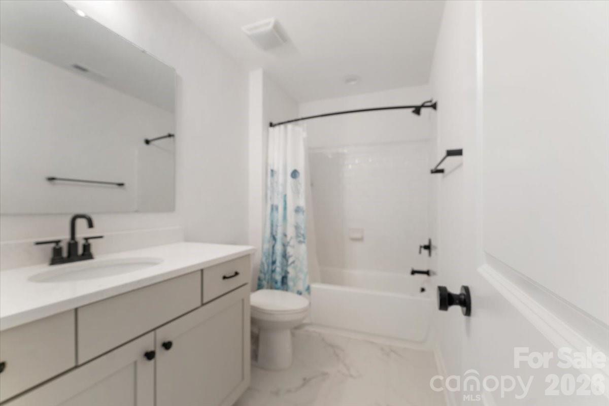 3934 Zinnia Drive Harrisburg NC 28075