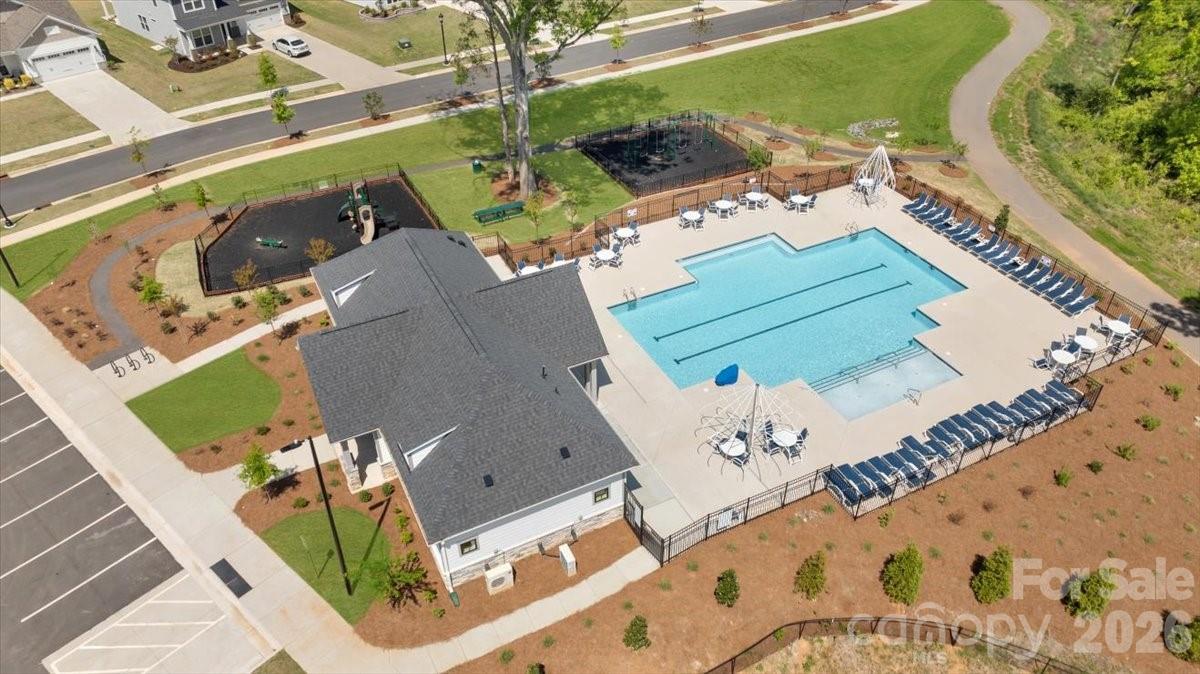 3934 Zinnia Drive Harrisburg NC 28075