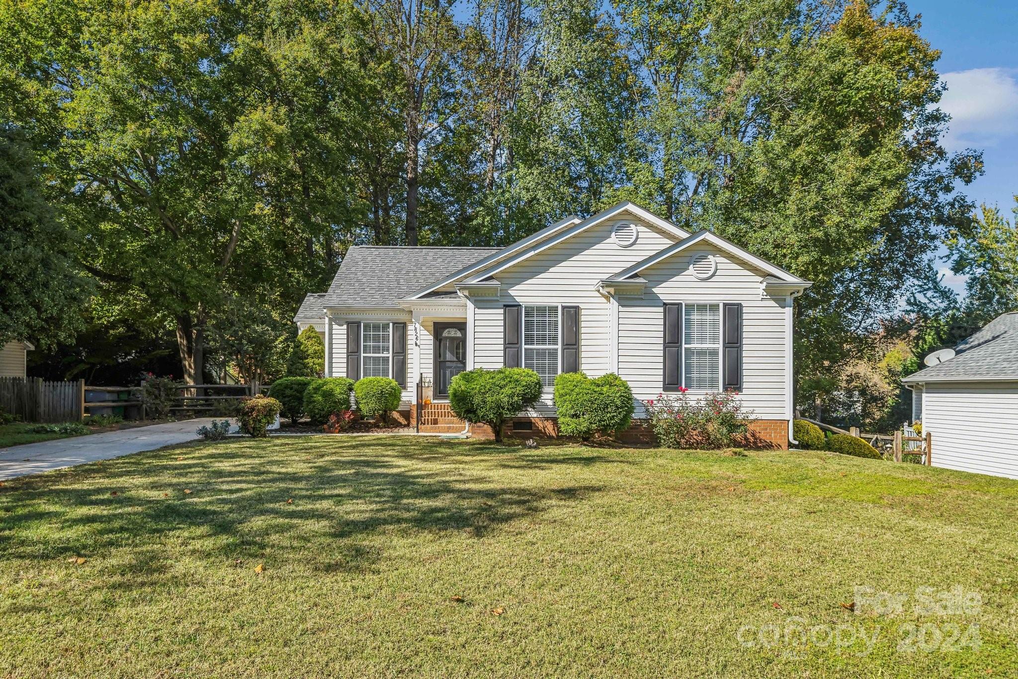 7826 Ambleside Drive Charlotte NC 28216