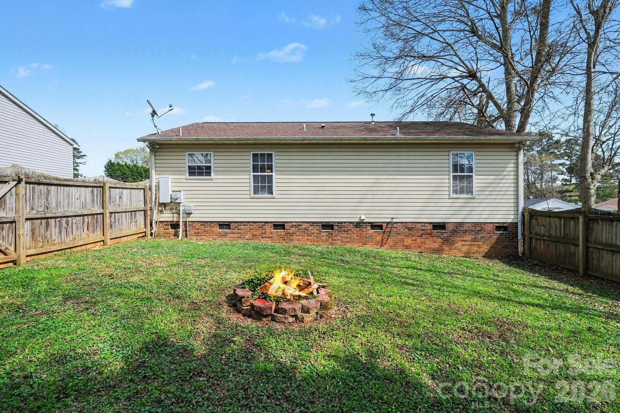 105 Chadwick Circle Dallas NC 28034
