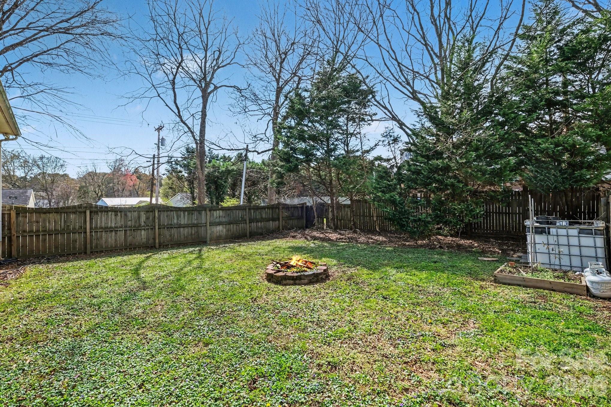 105 Chadwick Circle Dallas NC 28034
