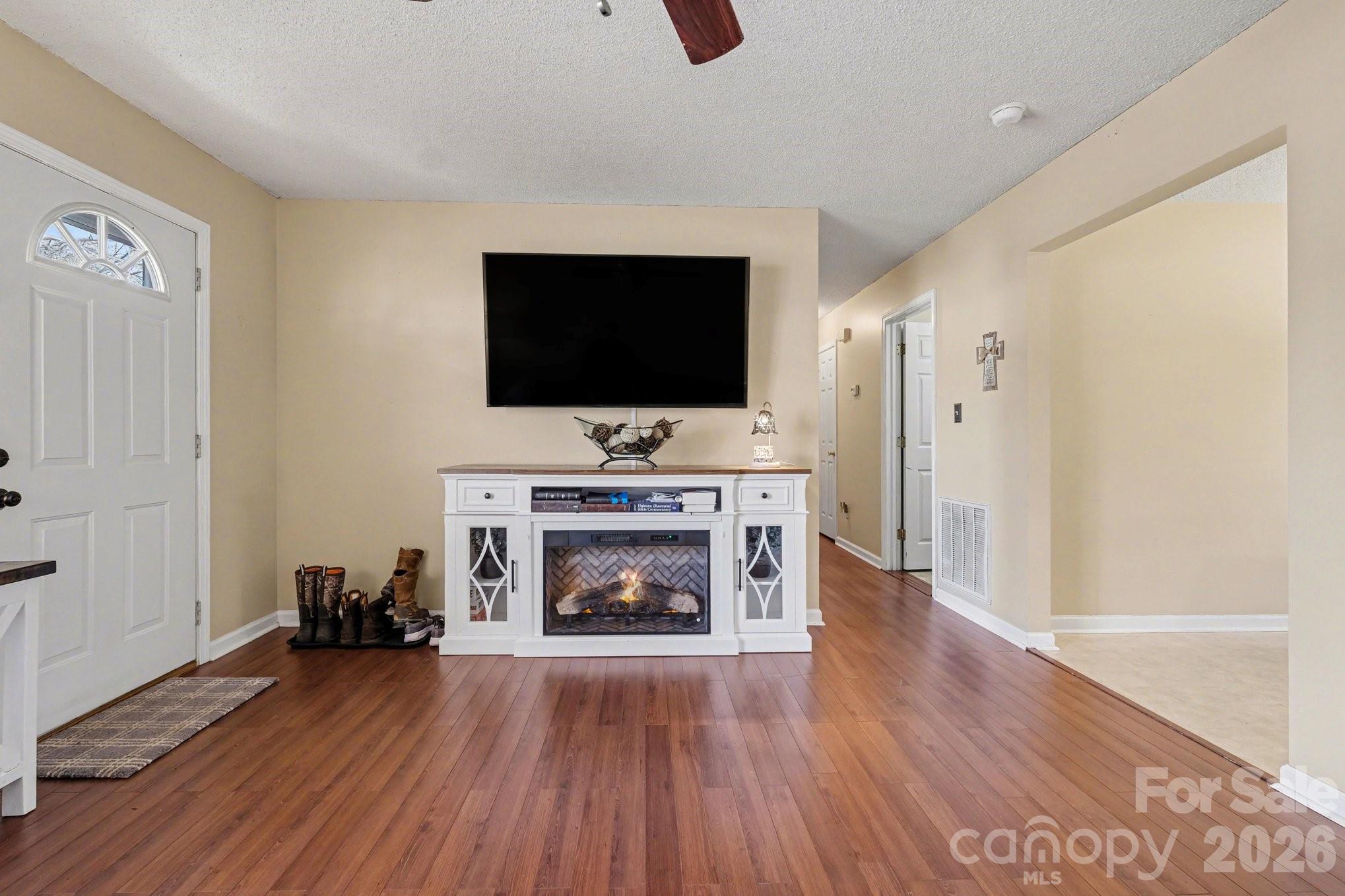 105 Chadwick Circle Dallas NC 28034