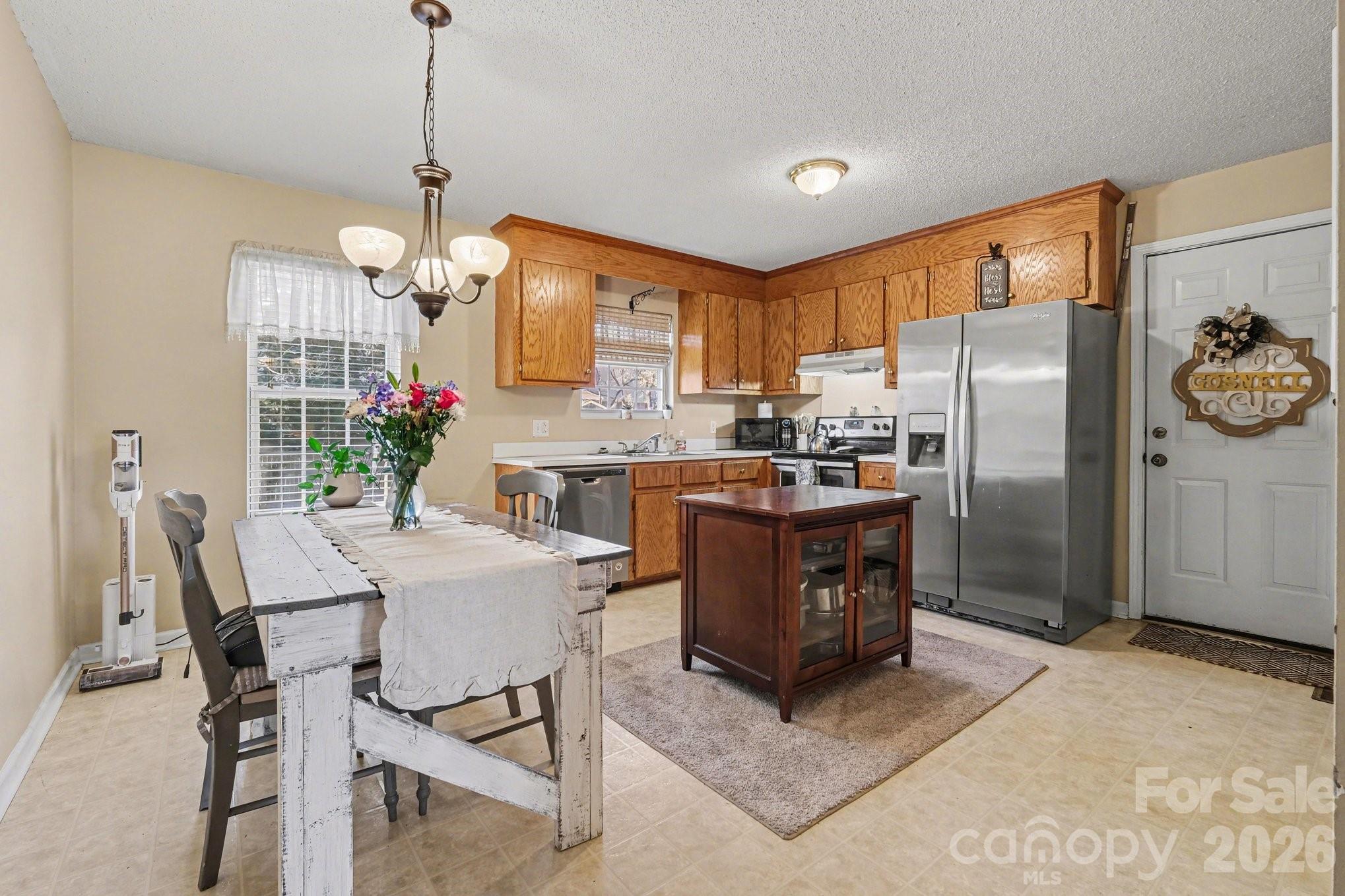 105 Chadwick Circle Dallas NC 28034