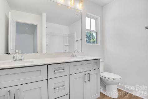 201 Henderson Circle Harrisburg NC 28075