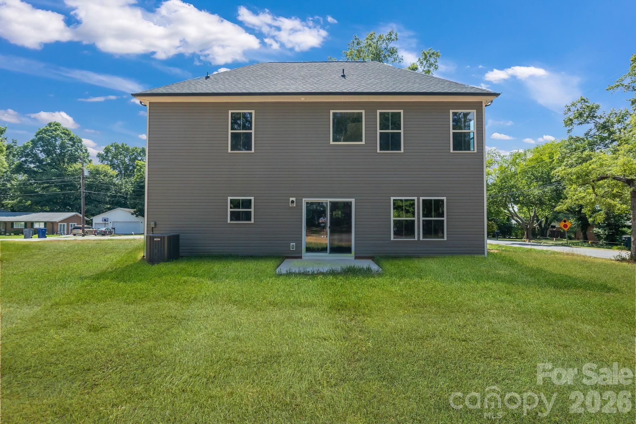 201 Henderson Circle Harrisburg NC 28075