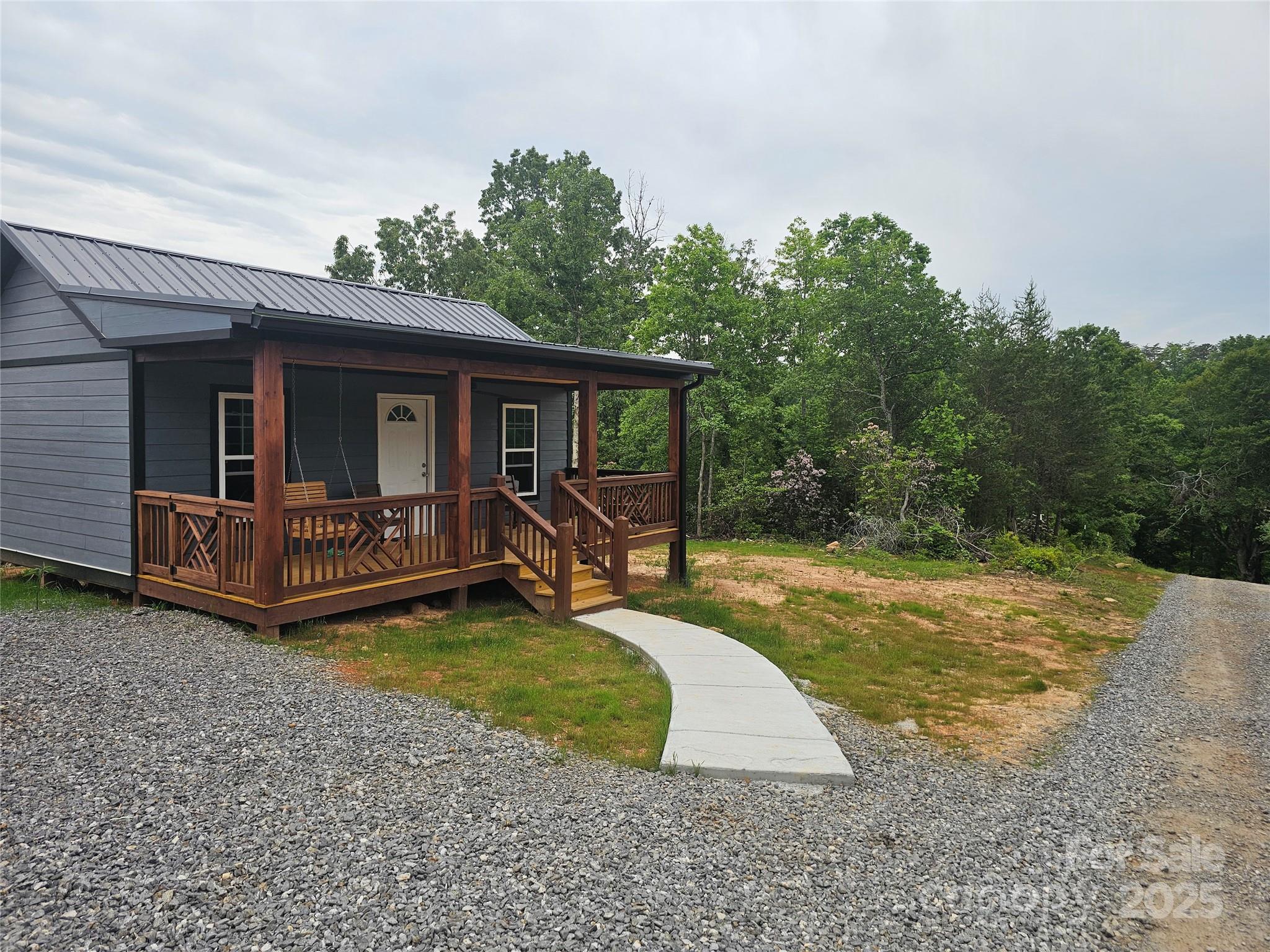 301 Mcginnis Drive Old Fort NC 28762