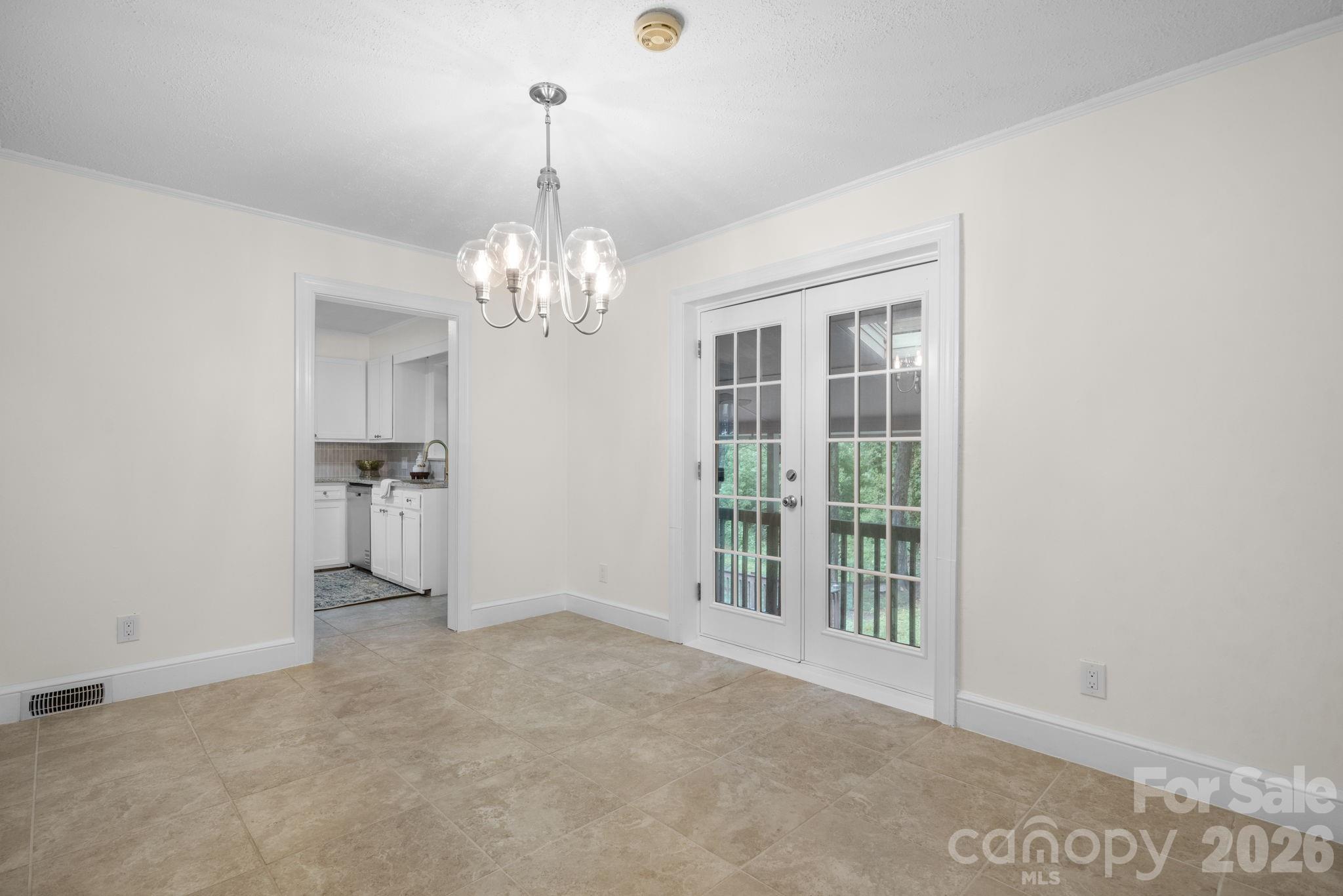 102 Ann Street Morganton NC 28655