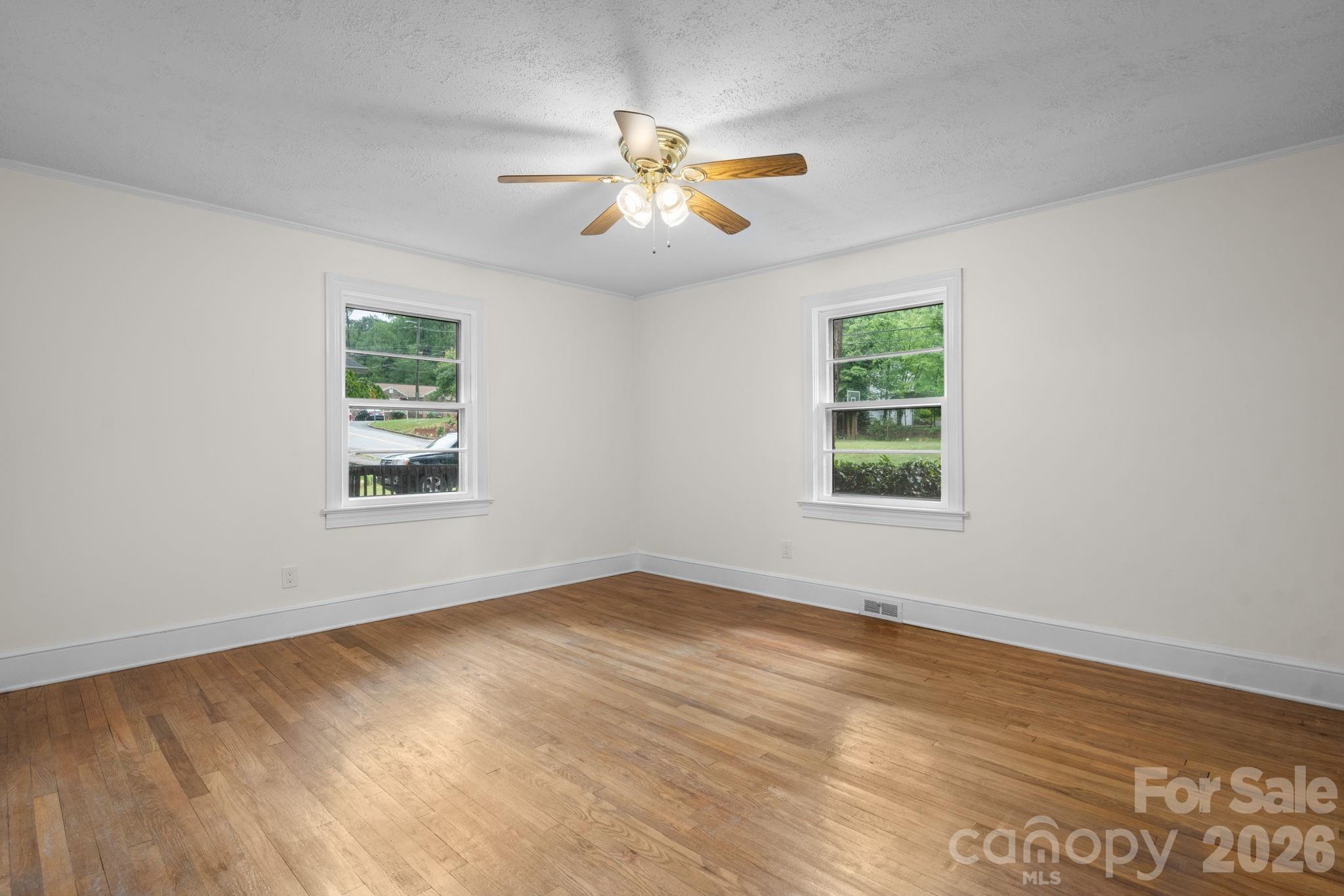 102 Ann Street Morganton NC 28655