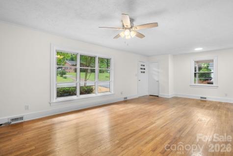 102 Ann Street Morganton NC 28655