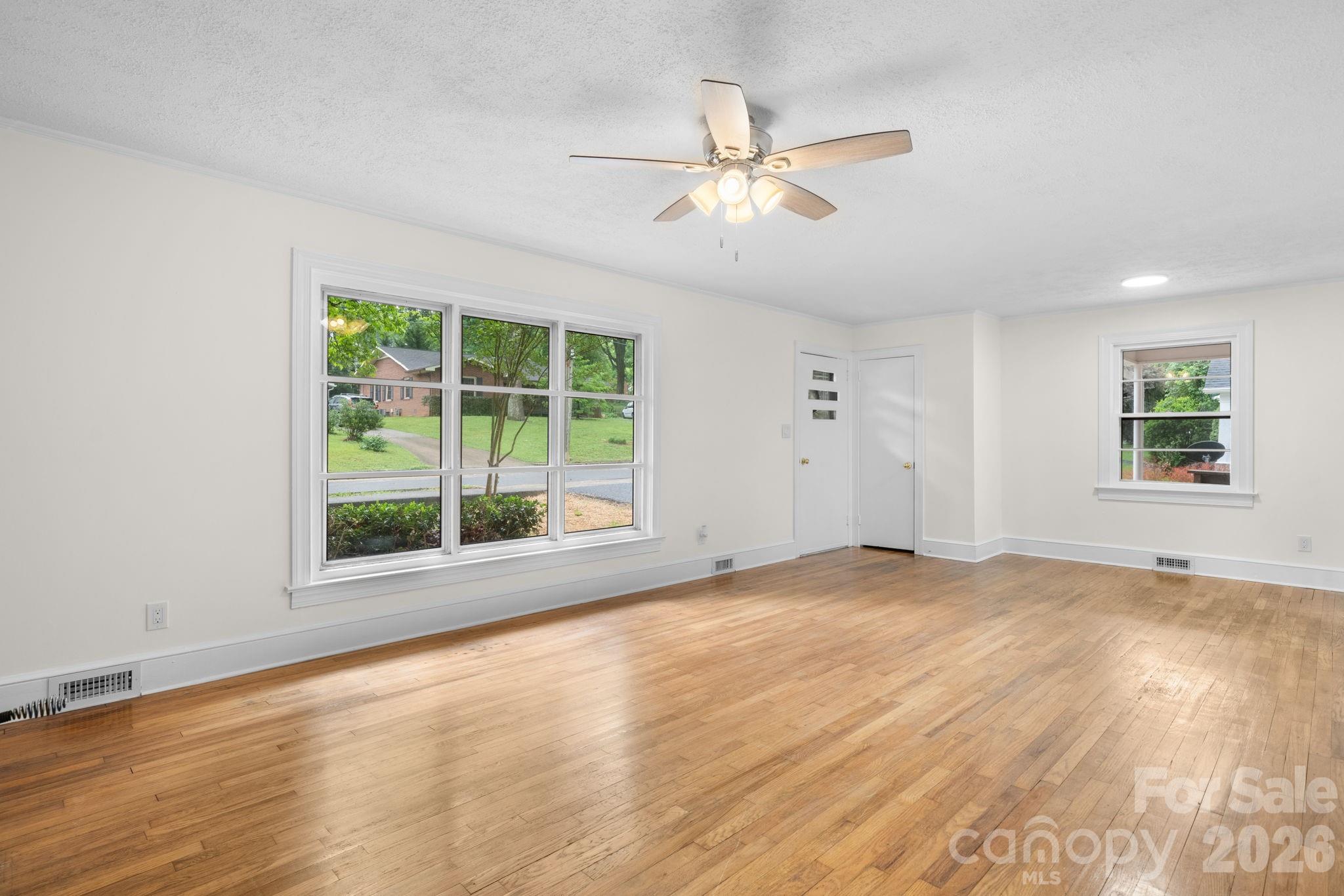 102 Ann Street Morganton NC 28655