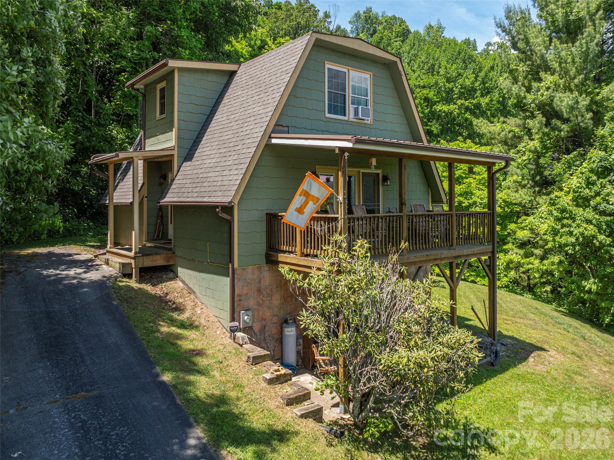 649 Acres View Drive Waynesville NC 28786