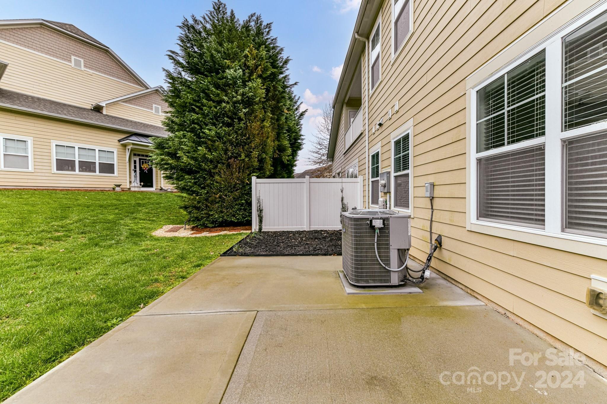 4043 La Crema Drive Charlotte NC 28214