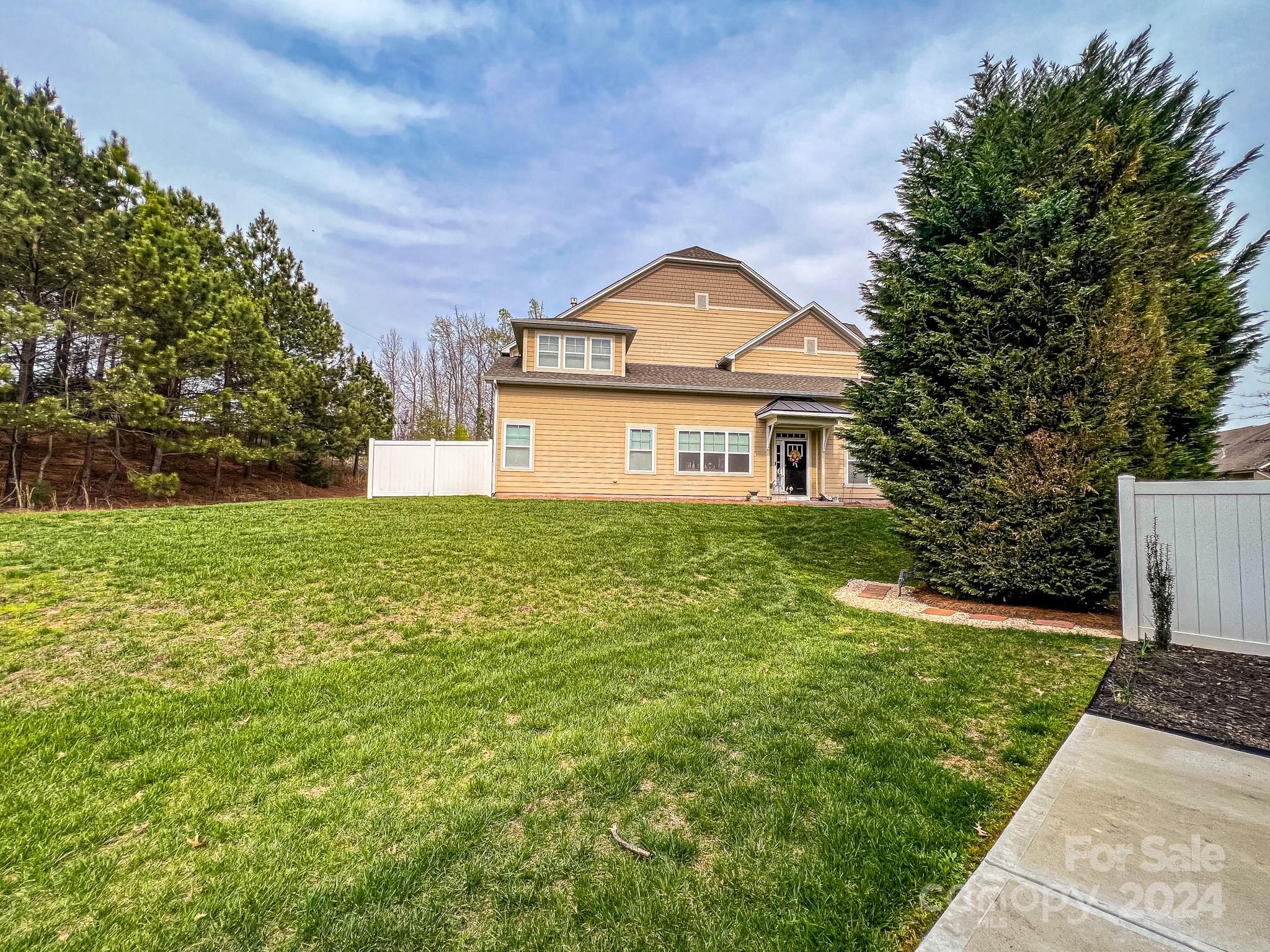 4043 La Crema Drive Charlotte NC 28214