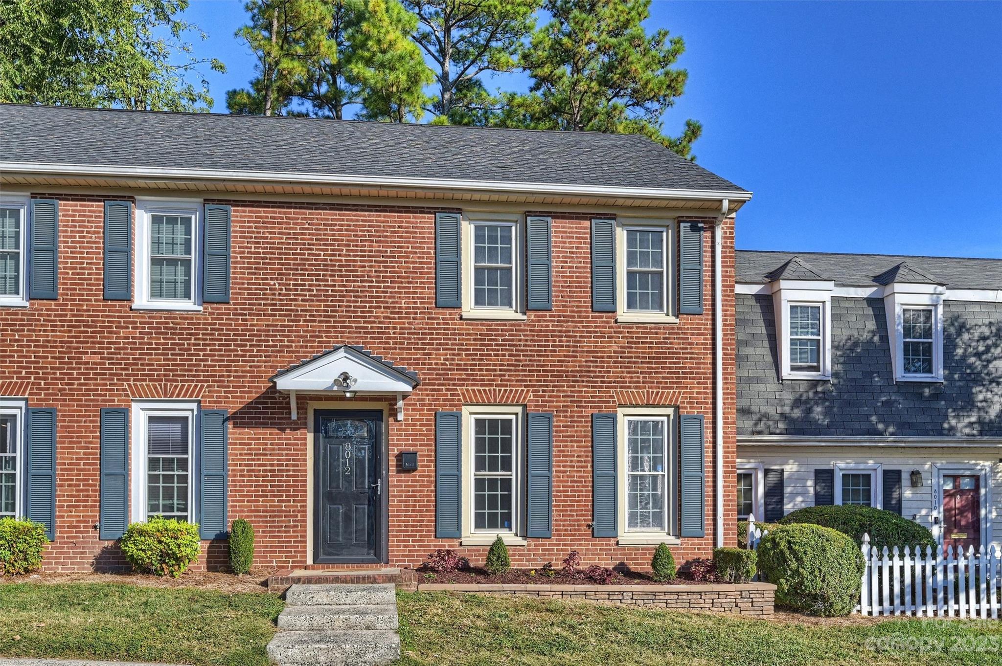 8012 Regent Park Lane Charlotte NC 28210