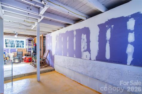 105 Adams Hill Road Asheville NC 28806