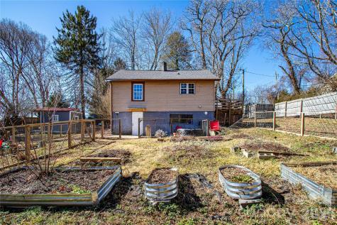 105 Adams Hill Road Asheville NC 28806