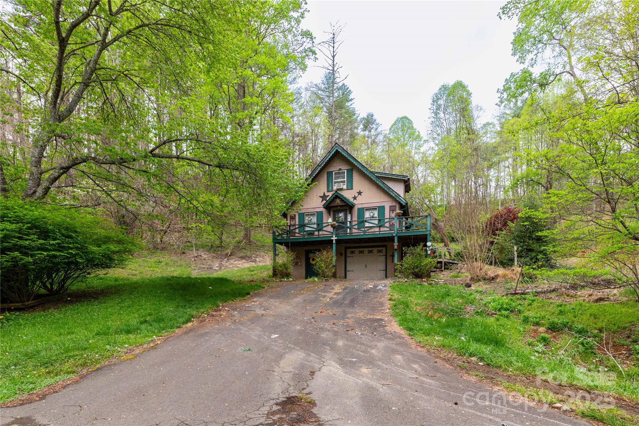 380 Echo Hill Drive Green Mountain NC 28740