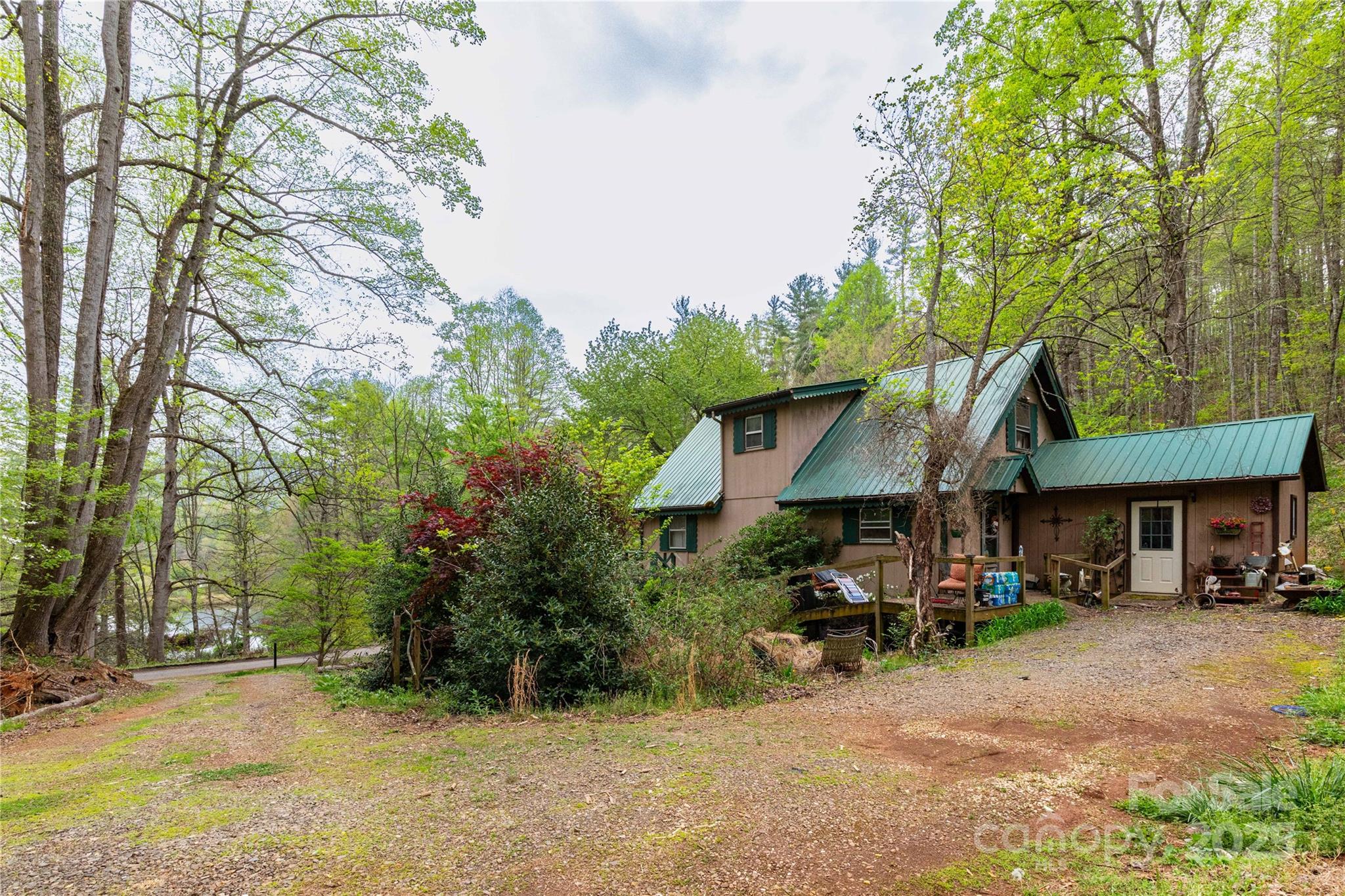 380 Echo Hill Drive Green Mountain NC 28740