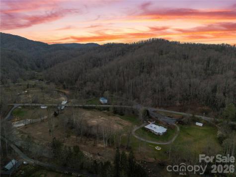 2805 Nc 9 Highway Black Mountain NC 28711