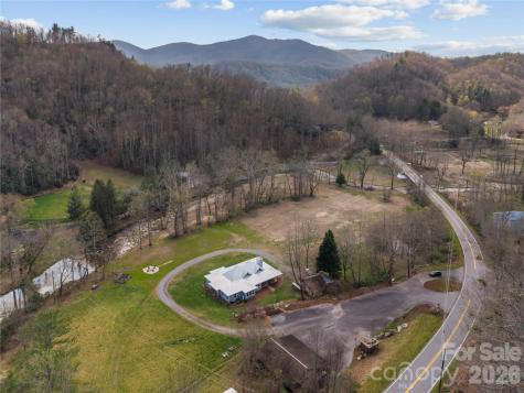 2805 Nc 9 Highway Black Mountain NC 28711