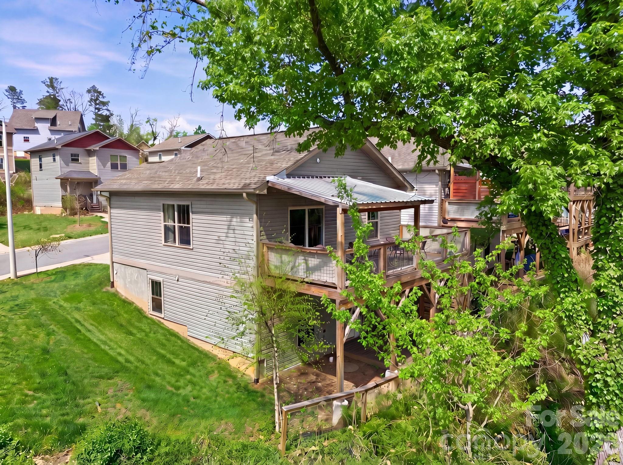 5 Lillie Farm Lane Weaverville NC 28787