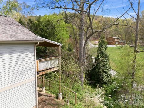 5 Lillie Farm Lane Weaverville NC 28787