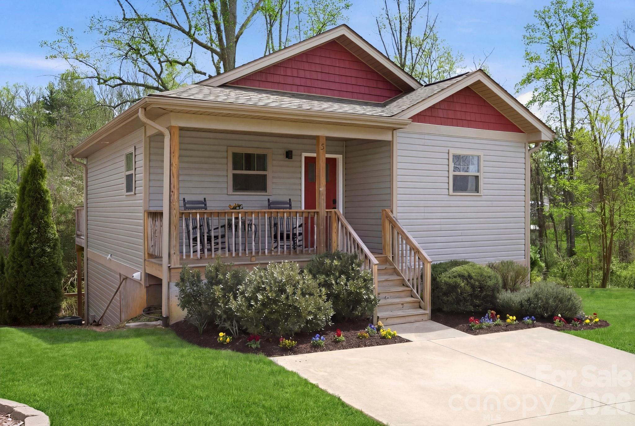 5 Lillie Farm Lane Weaverville NC 28787