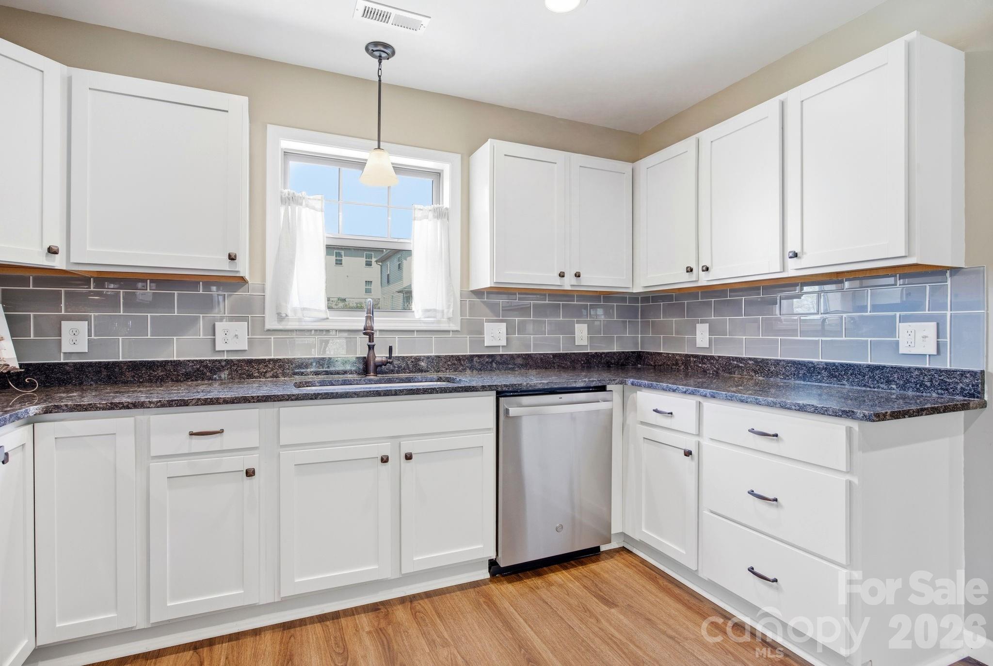 5 Lillie Farm Lane Weaverville NC 28787