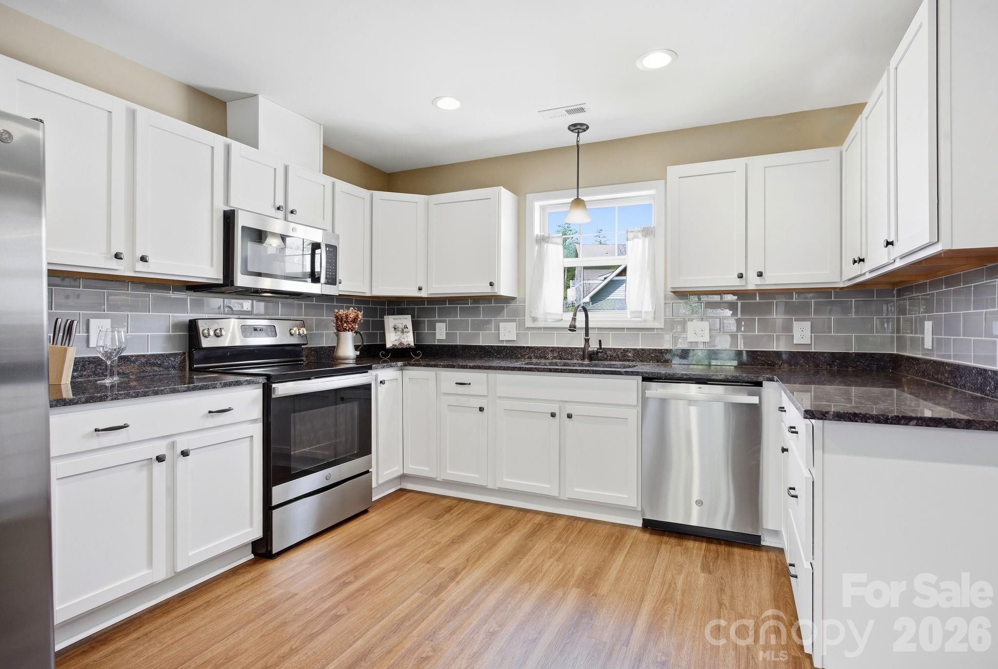 5 Lillie Farm Lane Weaverville NC 28787