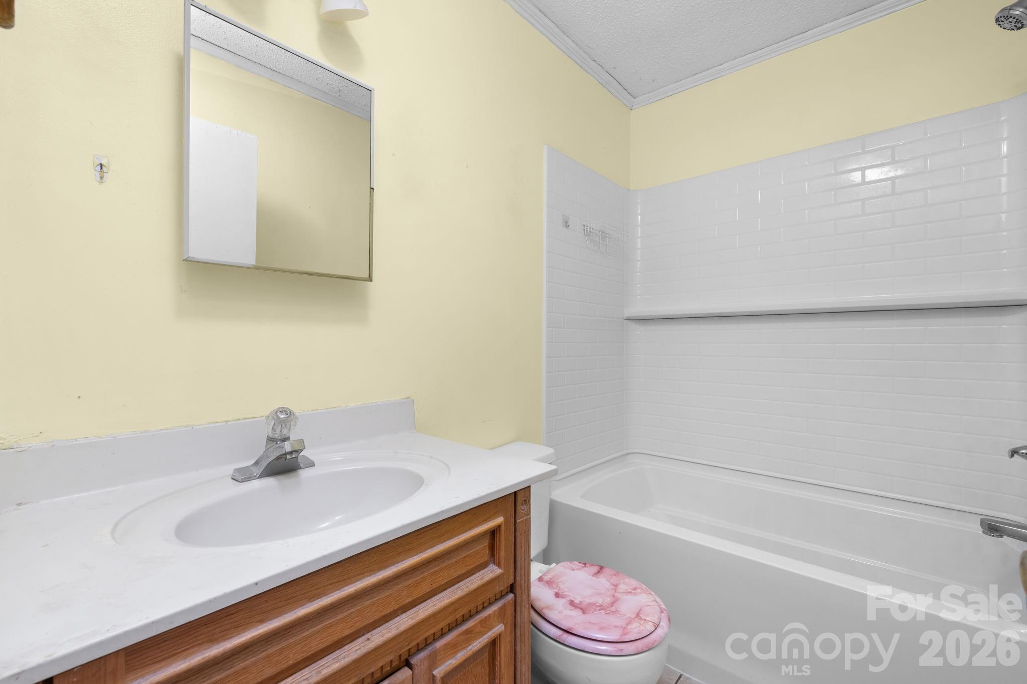 722 E F Street Newton NC 28658