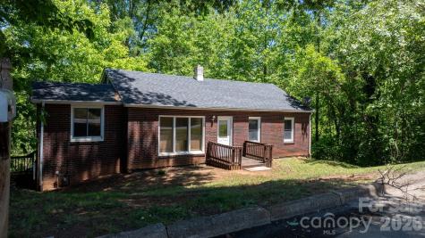 722 E F Street Newton NC 28658
