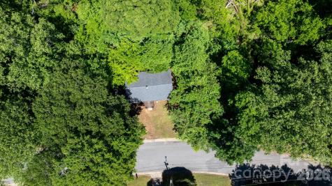 722 E F Street Newton NC 28658