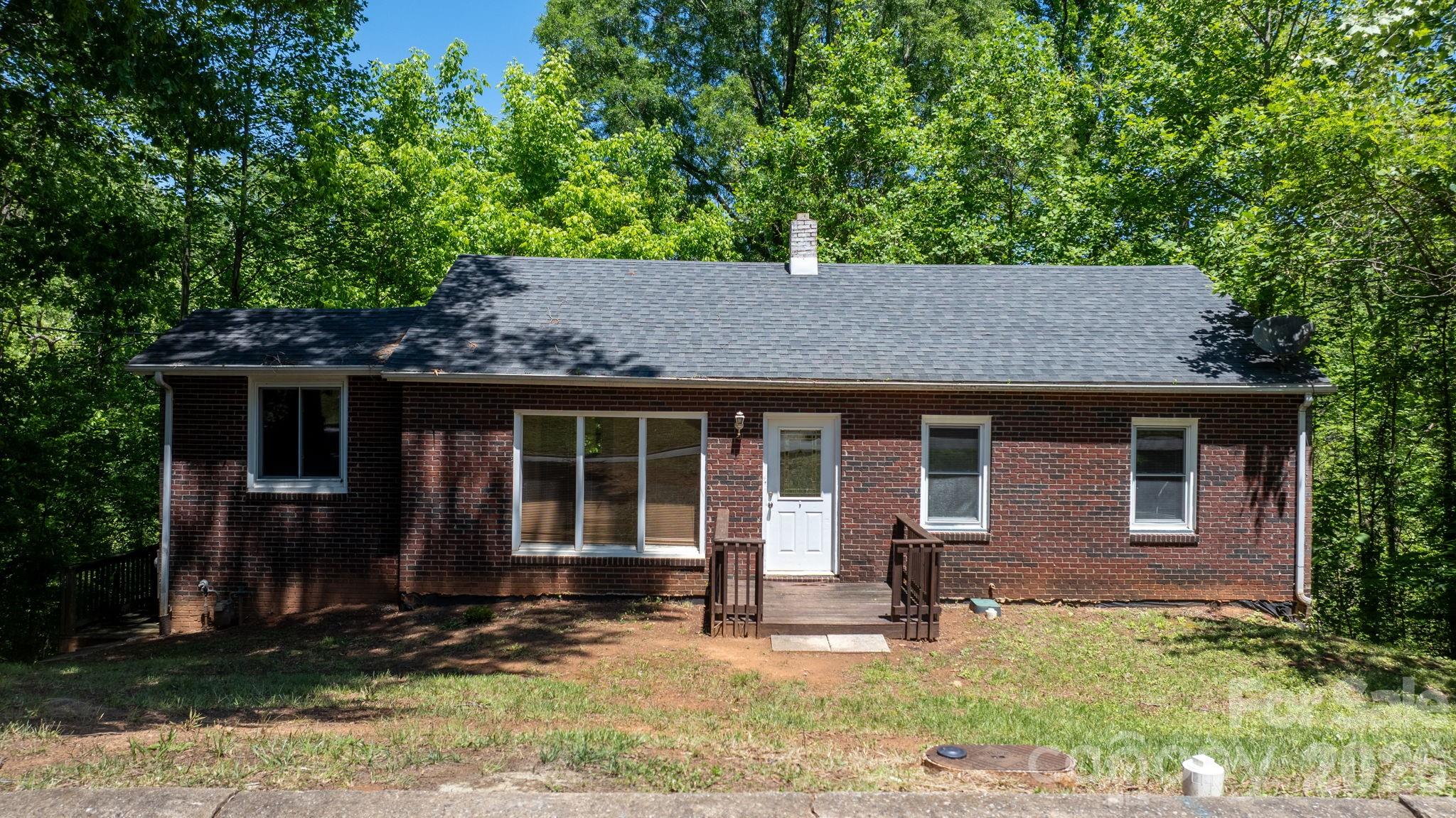 722 E F Street Newton NC 28658