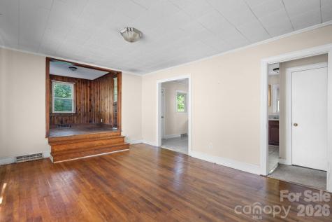 722 E F Street Newton NC 28658