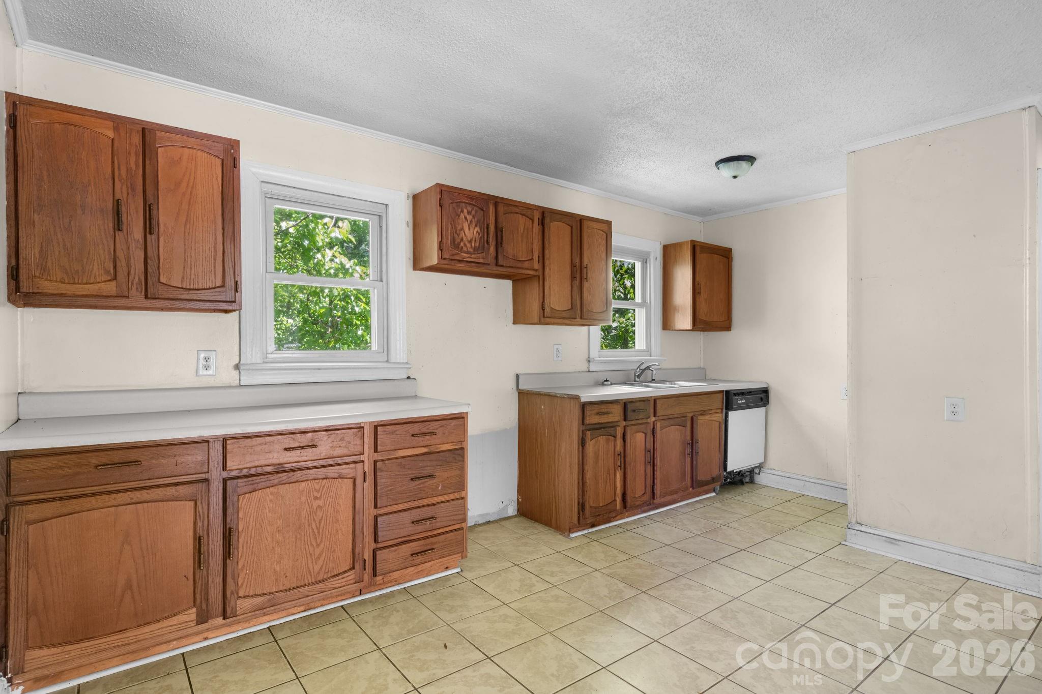 722 E F Street Newton NC 28658