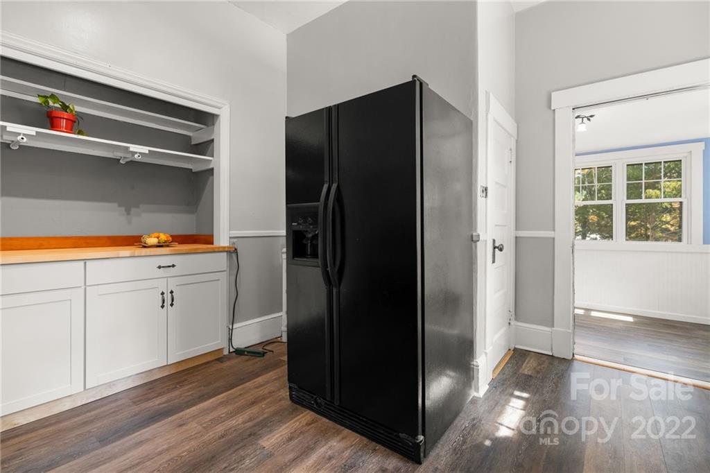 51 Henrietta Street Asheville NC 28801