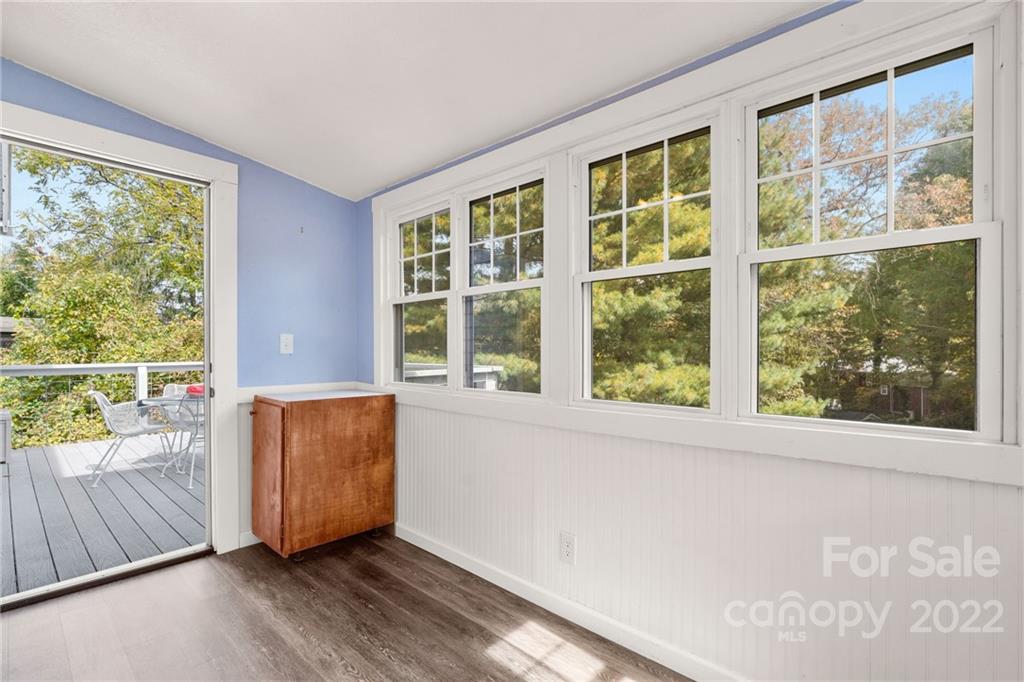 51 Henrietta Street Asheville NC 28801