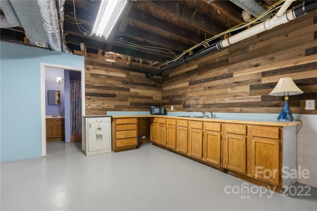51 Henrietta Street Asheville NC 28801